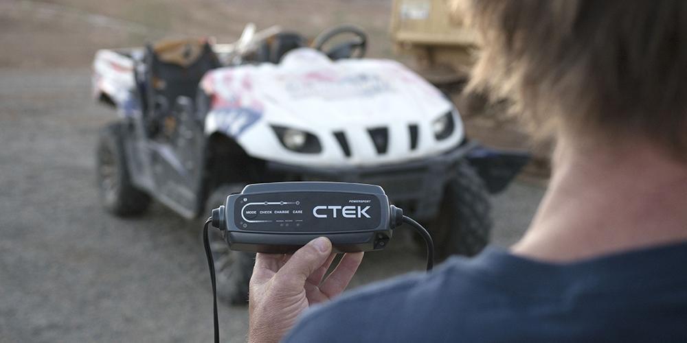 Зарядное устройство СТЕК CT5 Powersport 40-310